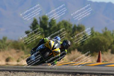 media/Nov-06-2022-SoCal Trackdays (Sun) [[208d2ccc26]]/Turn 7 Set 2 (1050am)/